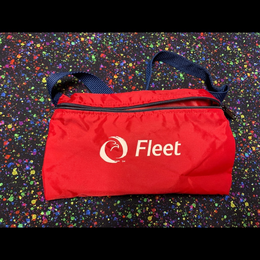 90’s fanny pack, bum bag “fleet bank” red